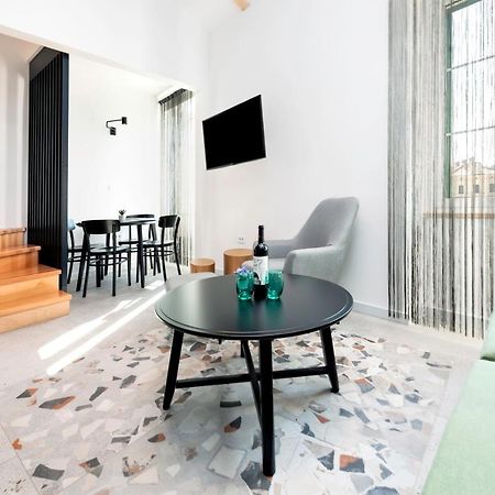 City Comfort Apartments ロヴィニ エクステリア 写真