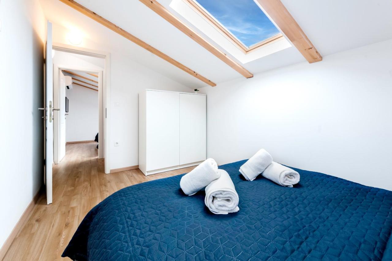City Comfort Apartments ロヴィニ エクステリア 写真