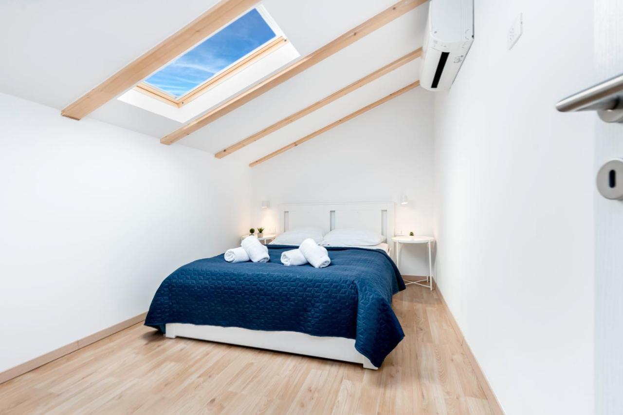 City Comfort Apartments ロヴィニ エクステリア 写真