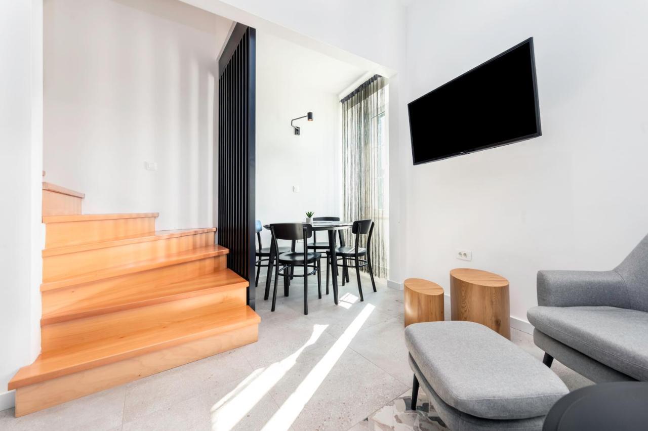 City Comfort Apartments ロヴィニ エクステリア 写真