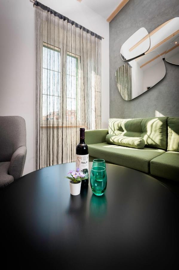 City Comfort Apartments ロヴィニ エクステリア 写真