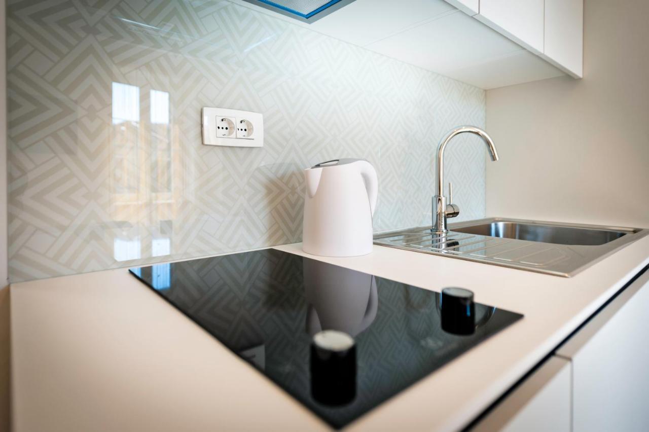 City Comfort Apartments ロヴィニ エクステリア 写真