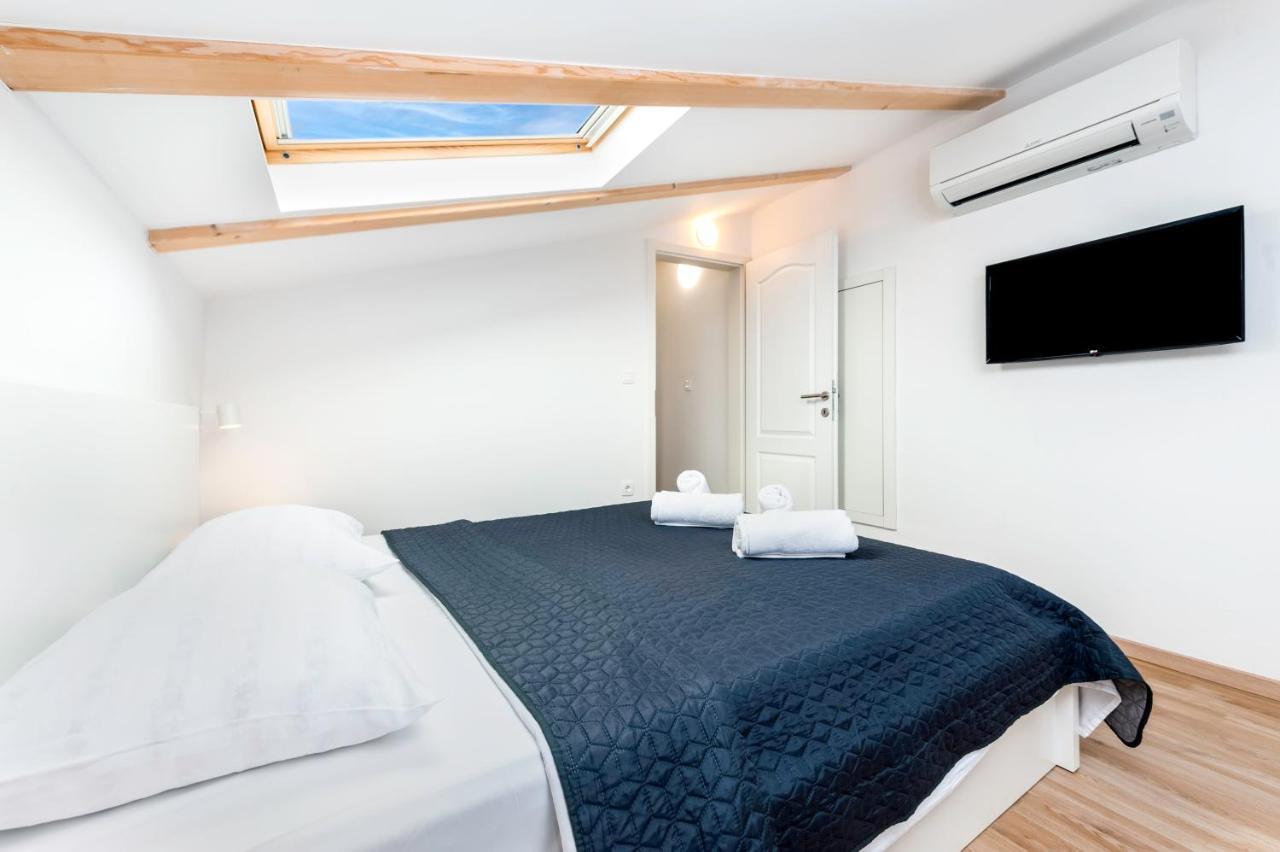 City Comfort Apartments ロヴィニ エクステリア 写真